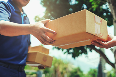 10% Off Packing and Shipping icon